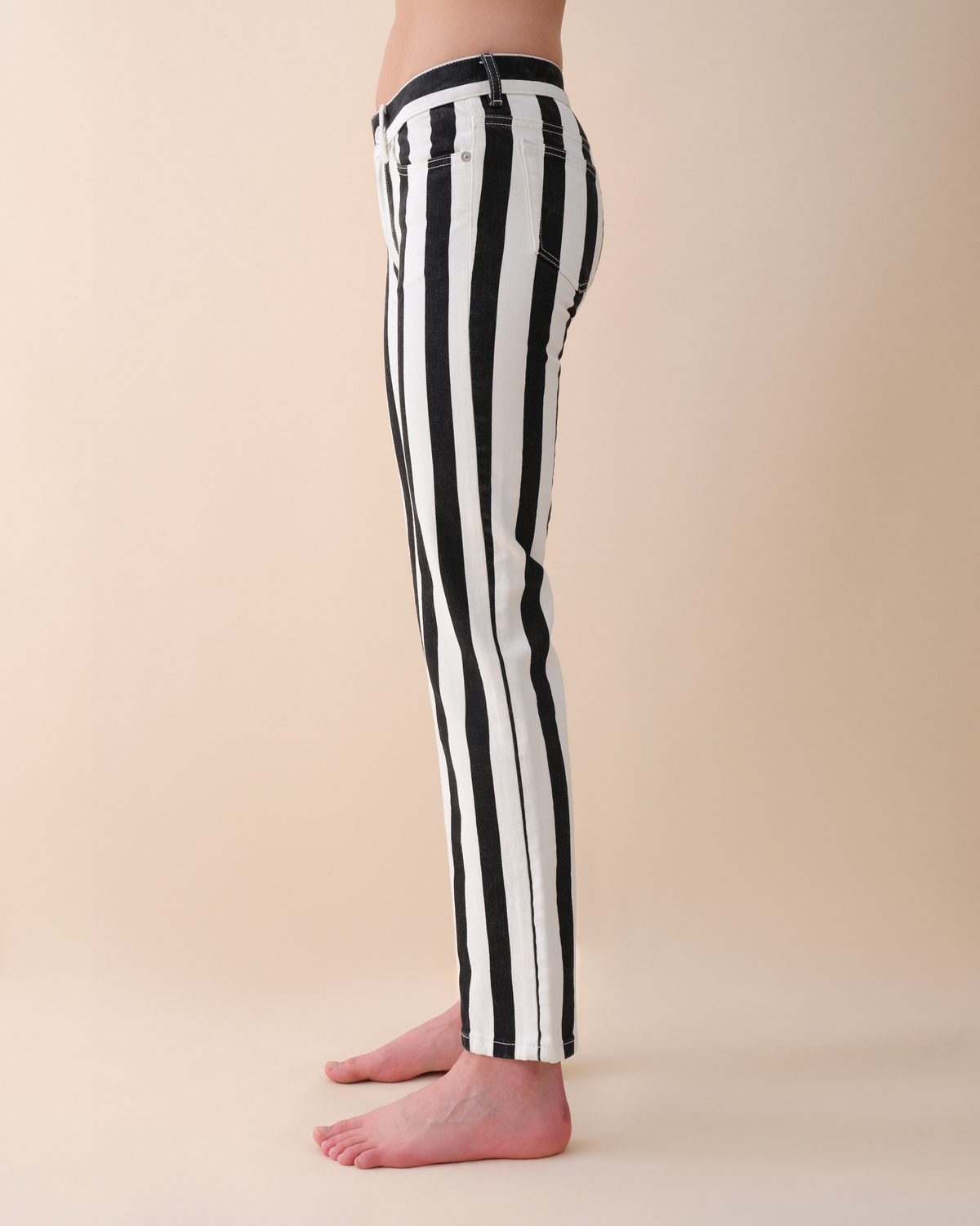 Jeanerica EW009 Eiffel Low