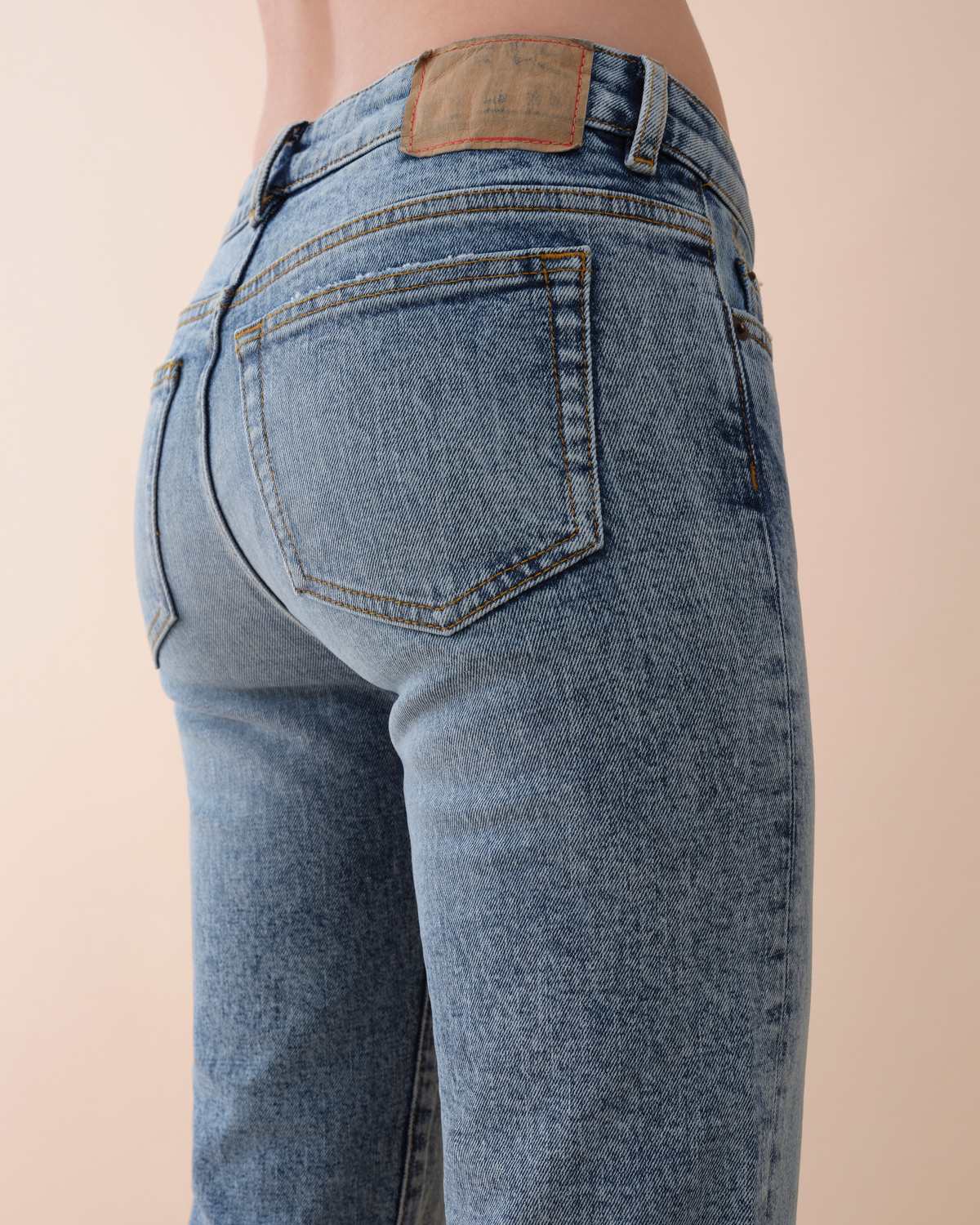 Jeanerica EW009 Eiffel Low