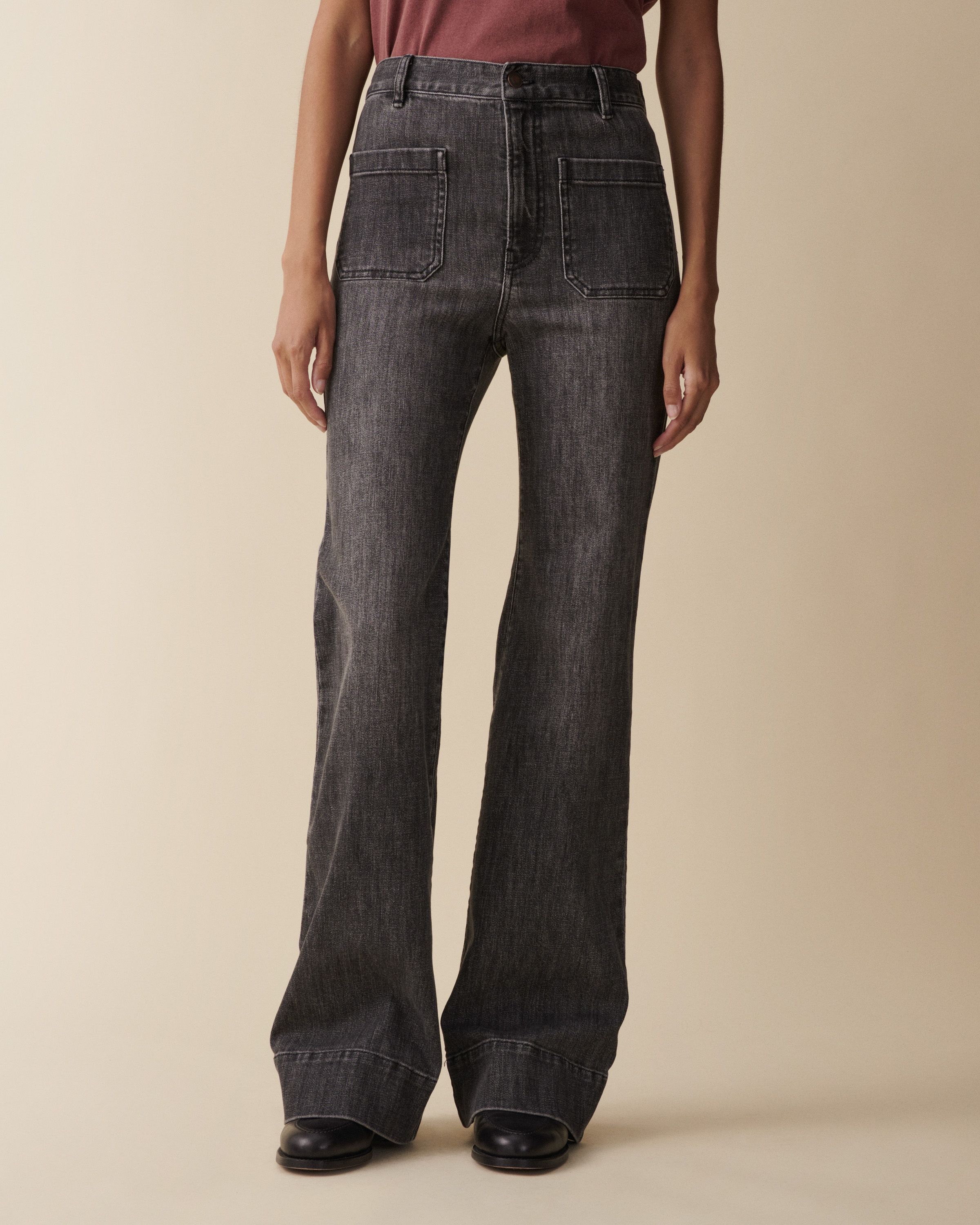 Jeanerica Sw006 St Monica In Black
