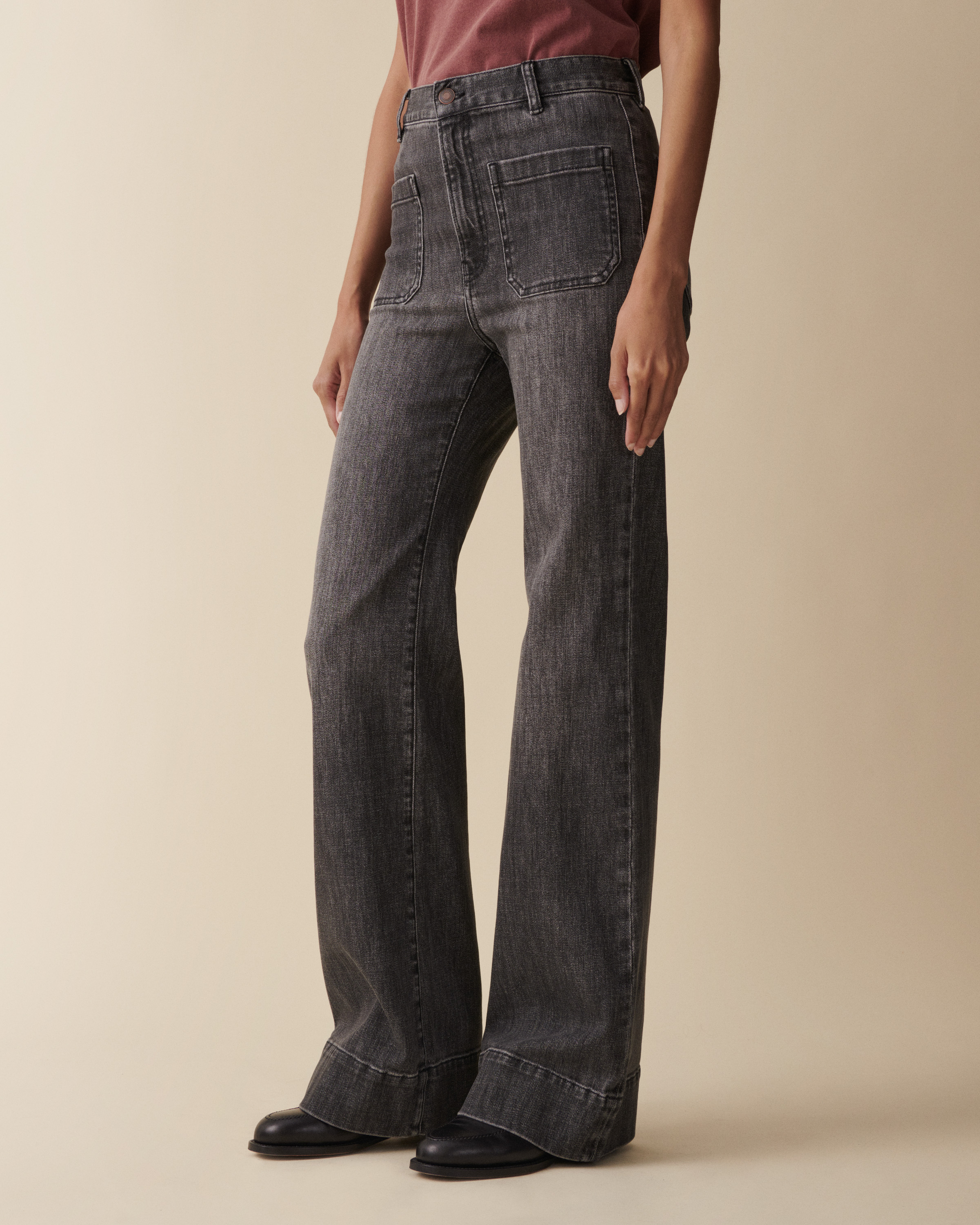 Jeanerica Sw006 St Monica In Black