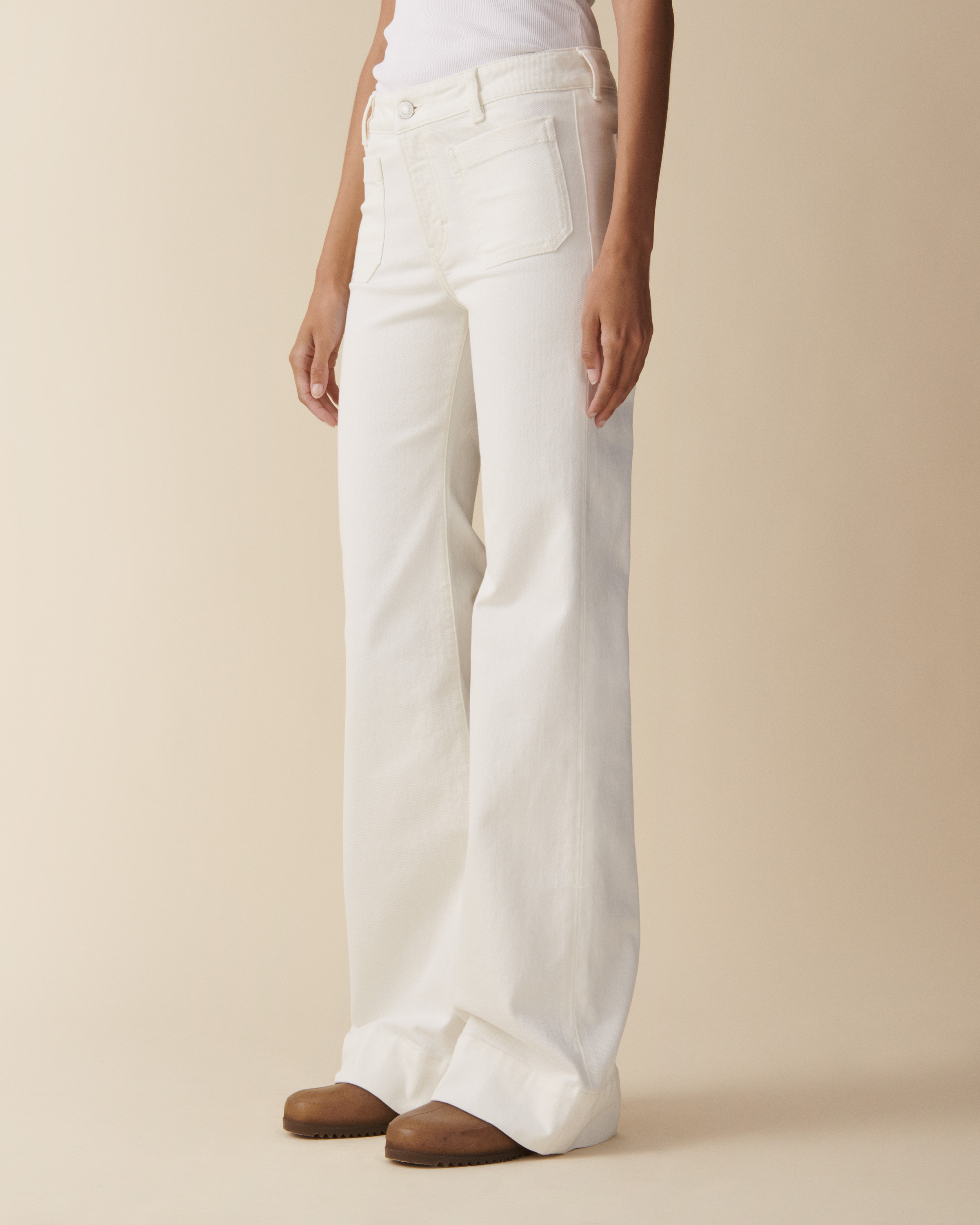 Jeanerica Sw007 St Monica Low In White