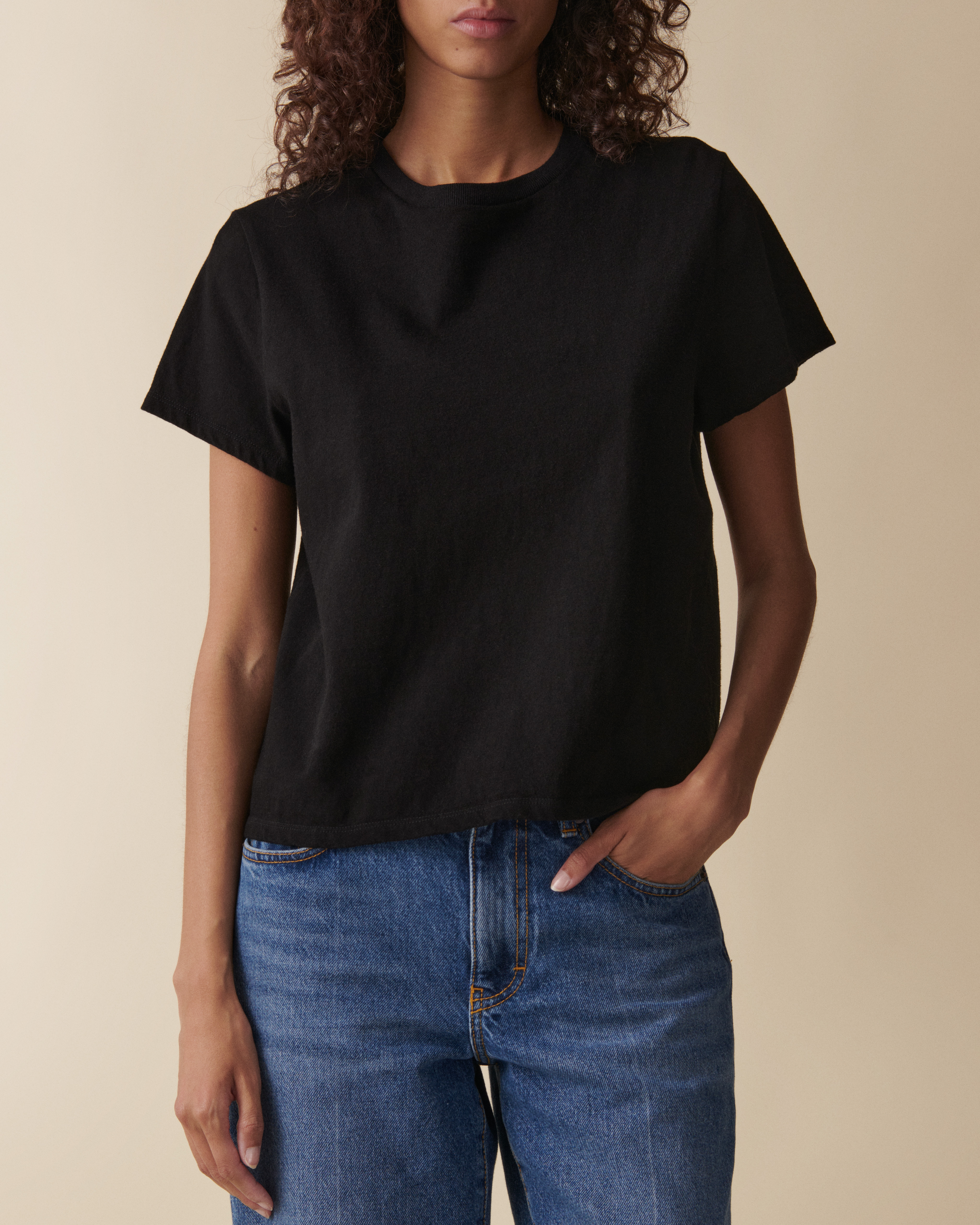 Jeanerica Zoë Heavy Classic Tee In Black